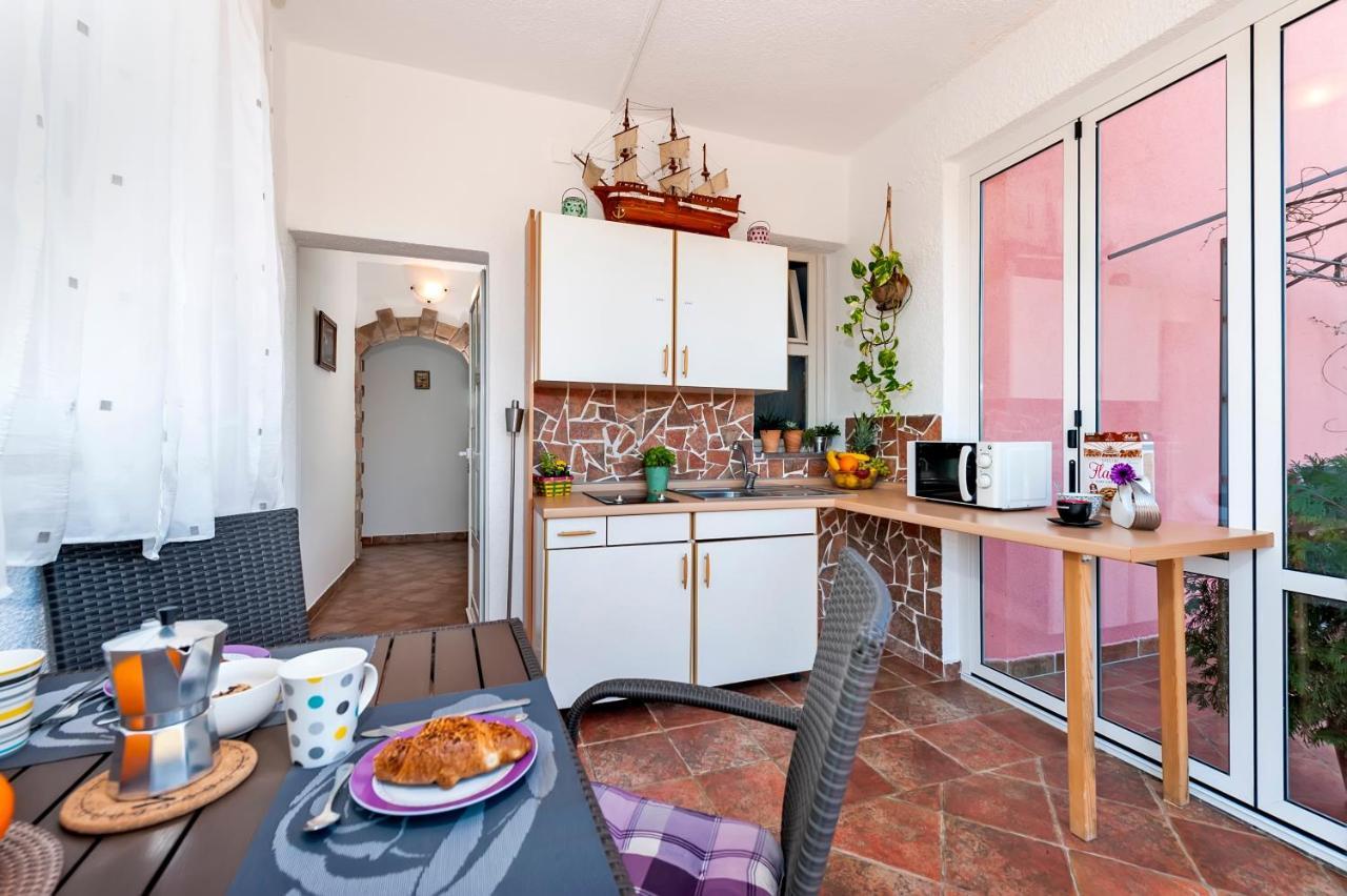 Apartment & Rooms Graciela Rovinj Exterior foto