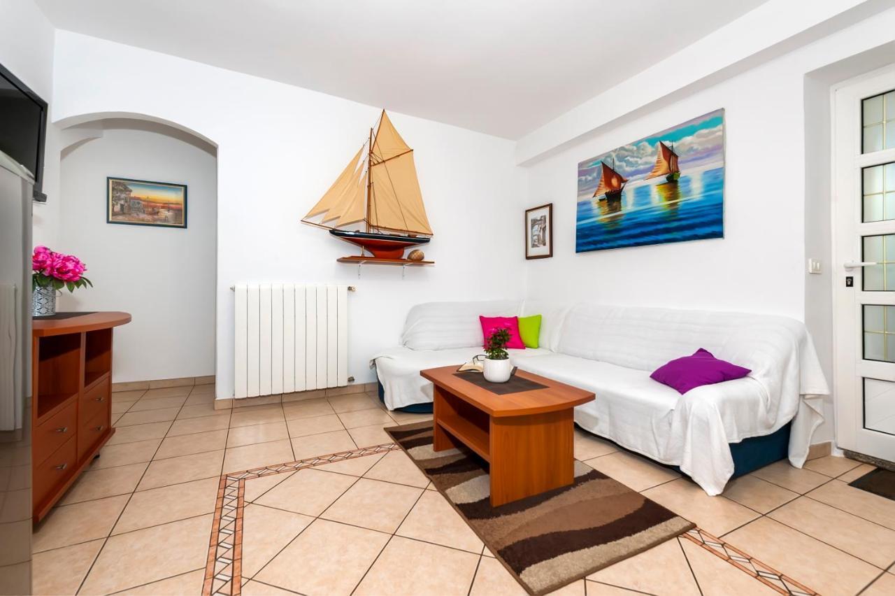 Apartment & Rooms Graciela Rovinj Exterior foto